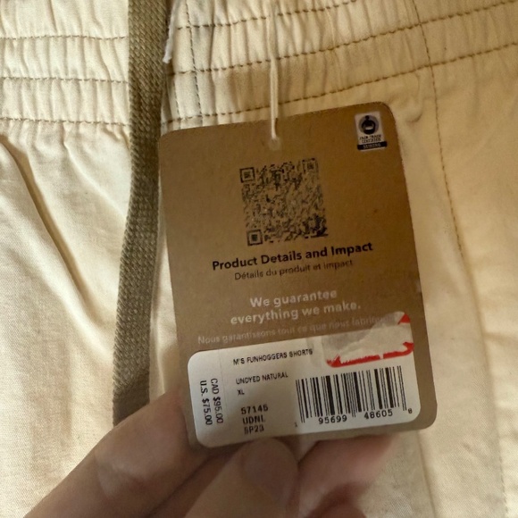 New With Tags Patagonia Shorts Yellow Undyed Natural Funhoggers - Picture 4 of 6